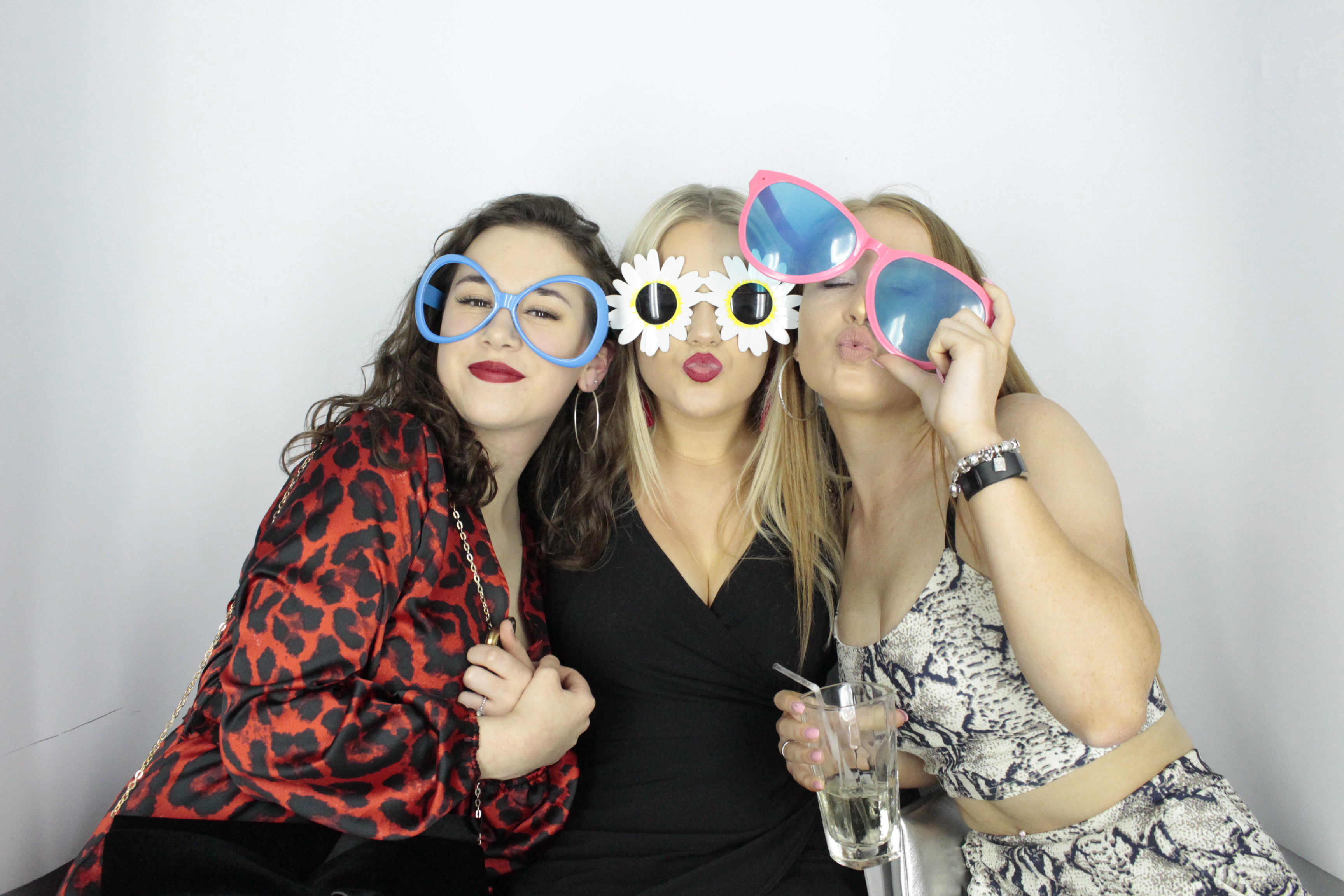 Isobel 18th Birthday Party  | View more photos from the event at gallery.myphotoboothexperience.co.uk/u/MyPhotoBoothExperienceLtd/Isobel-18th-Birthday-Party